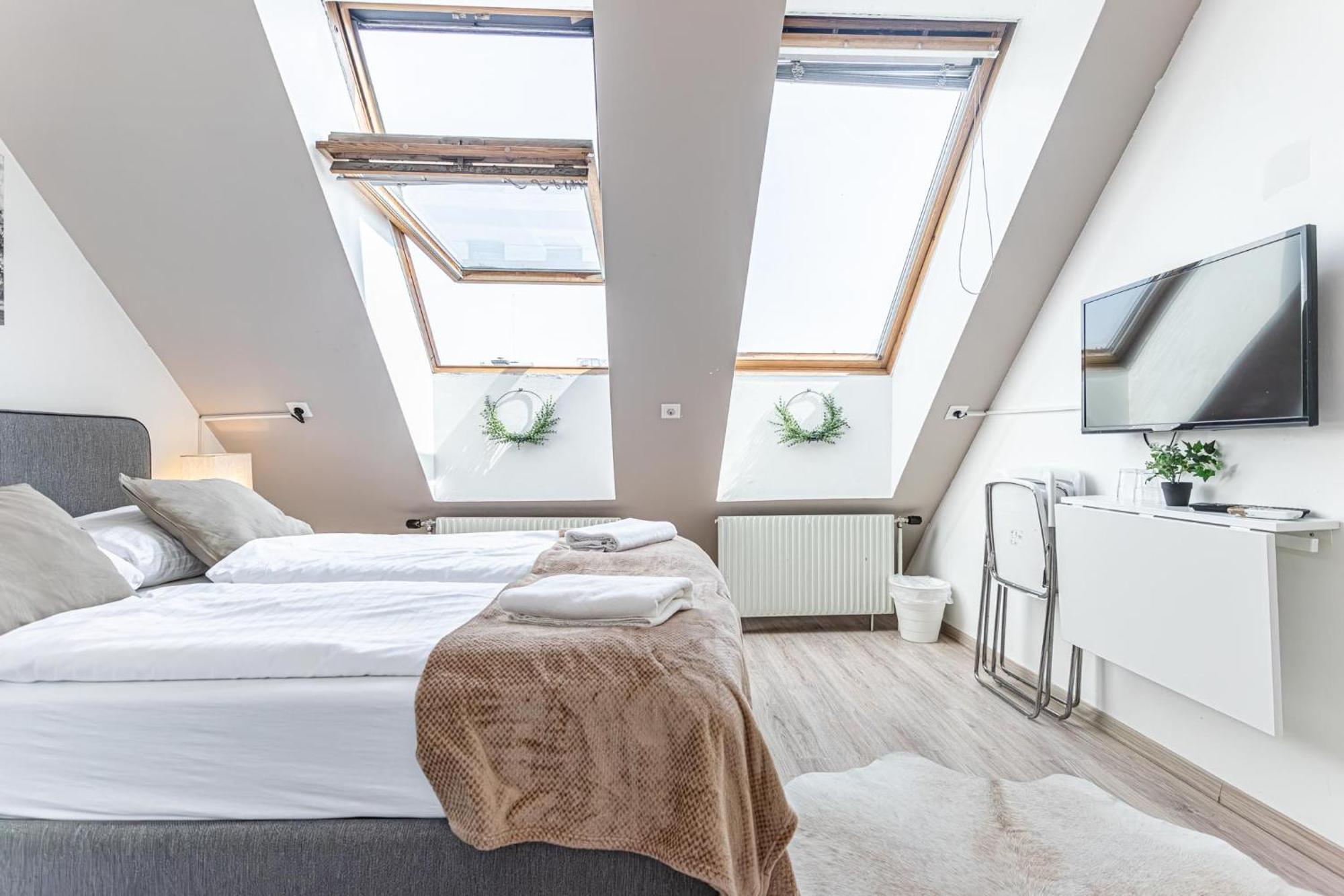 Hauptbahnhof Boutique - Virtual Reception & Self-checkin 2* Vienna